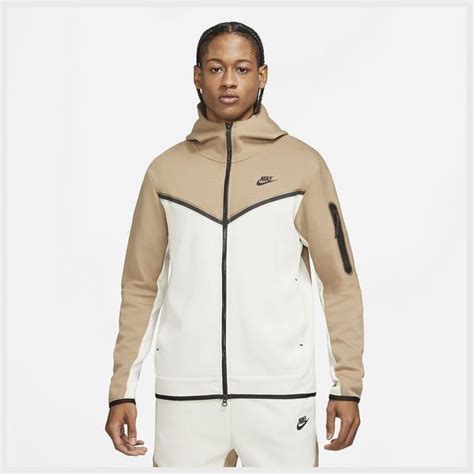 nike tech bruin en wit|Sportswear Wit Tech Fleece Kleding (1) .